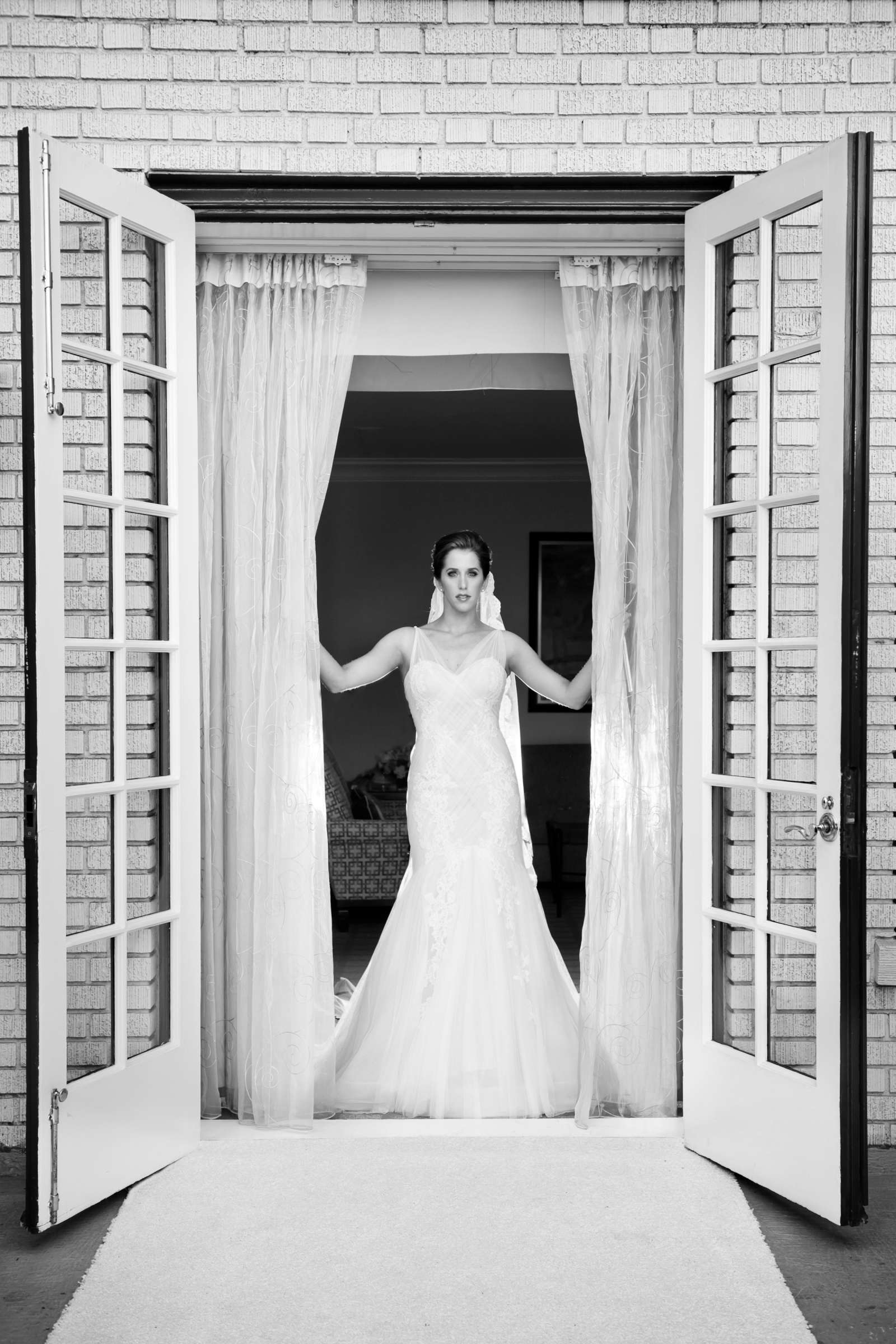 Bride at Beverly Wilshire Wedding coordinated by Pryor Events, Kelly and Julio Wedding Photo #17 by True Photography