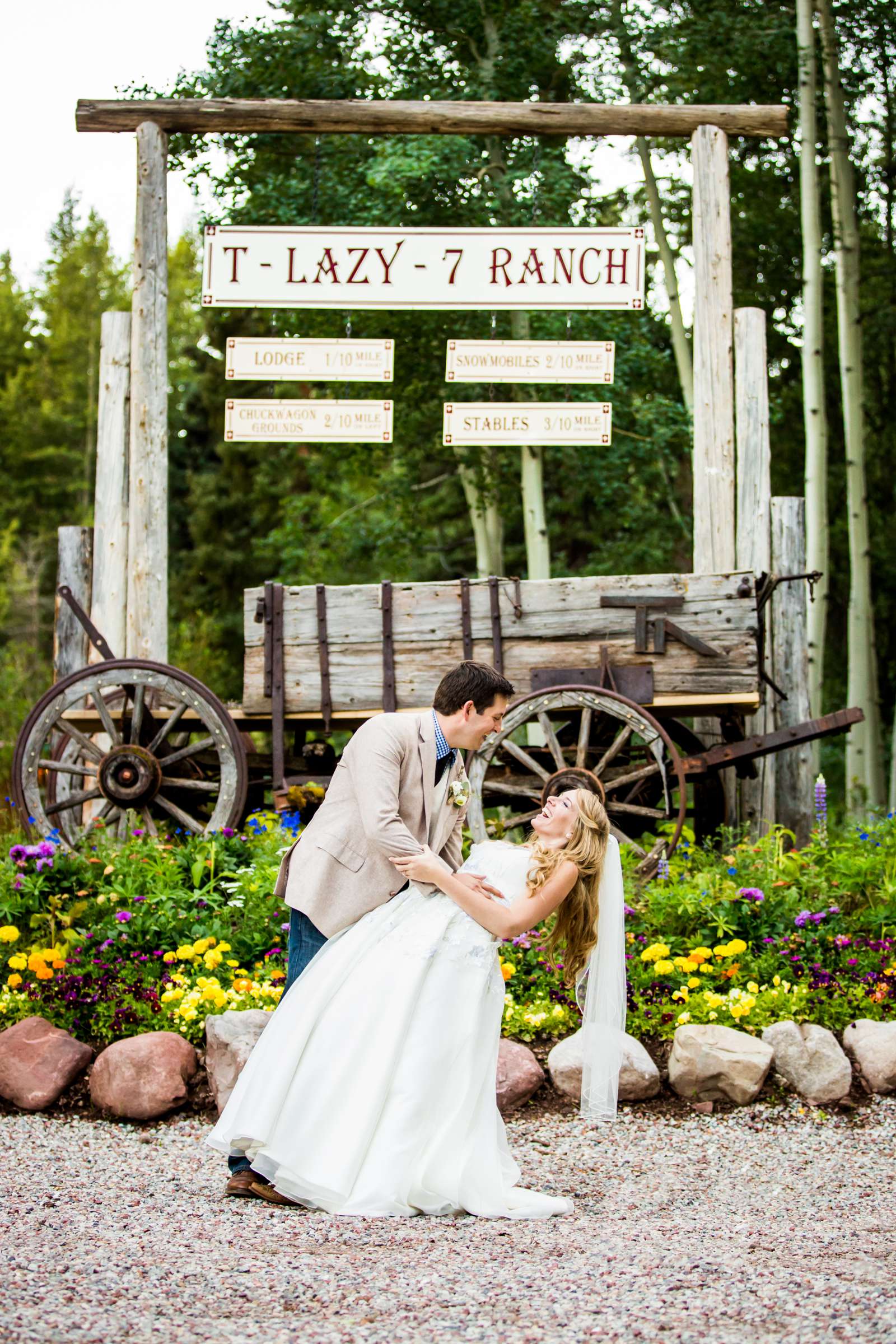 T Lazy 7 Wedding, MiMi and Hunter Wedding Photo #19 by True Photography