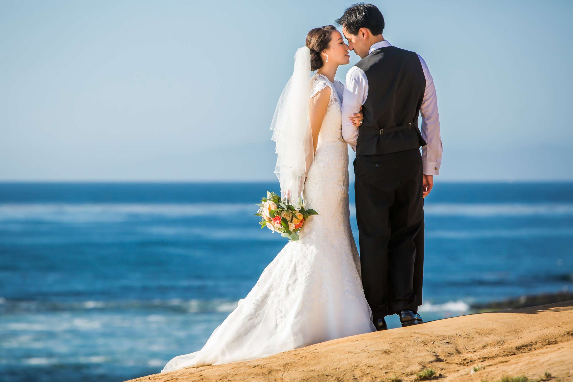La Jolla Woman's Club Wedding coordinated by Hannah Smith Events, Eileen and Curtis Wedding Photo #170852 by True Photography