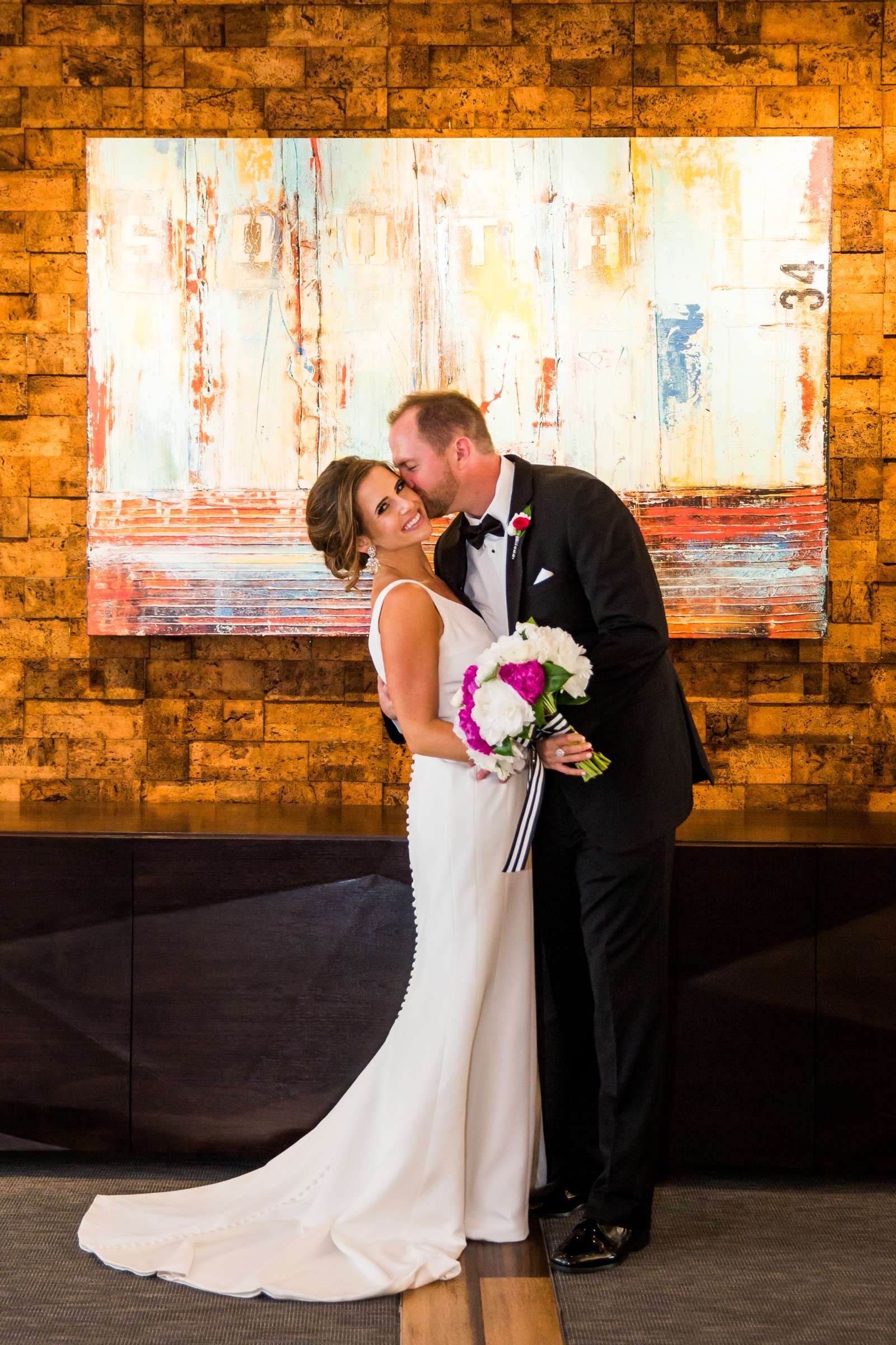 Marriott Marquis San Diego Marina Wedding coordinated by First Comes Love Weddings & Events, Lauren and Eric Wedding Photo #238130 by True Photography