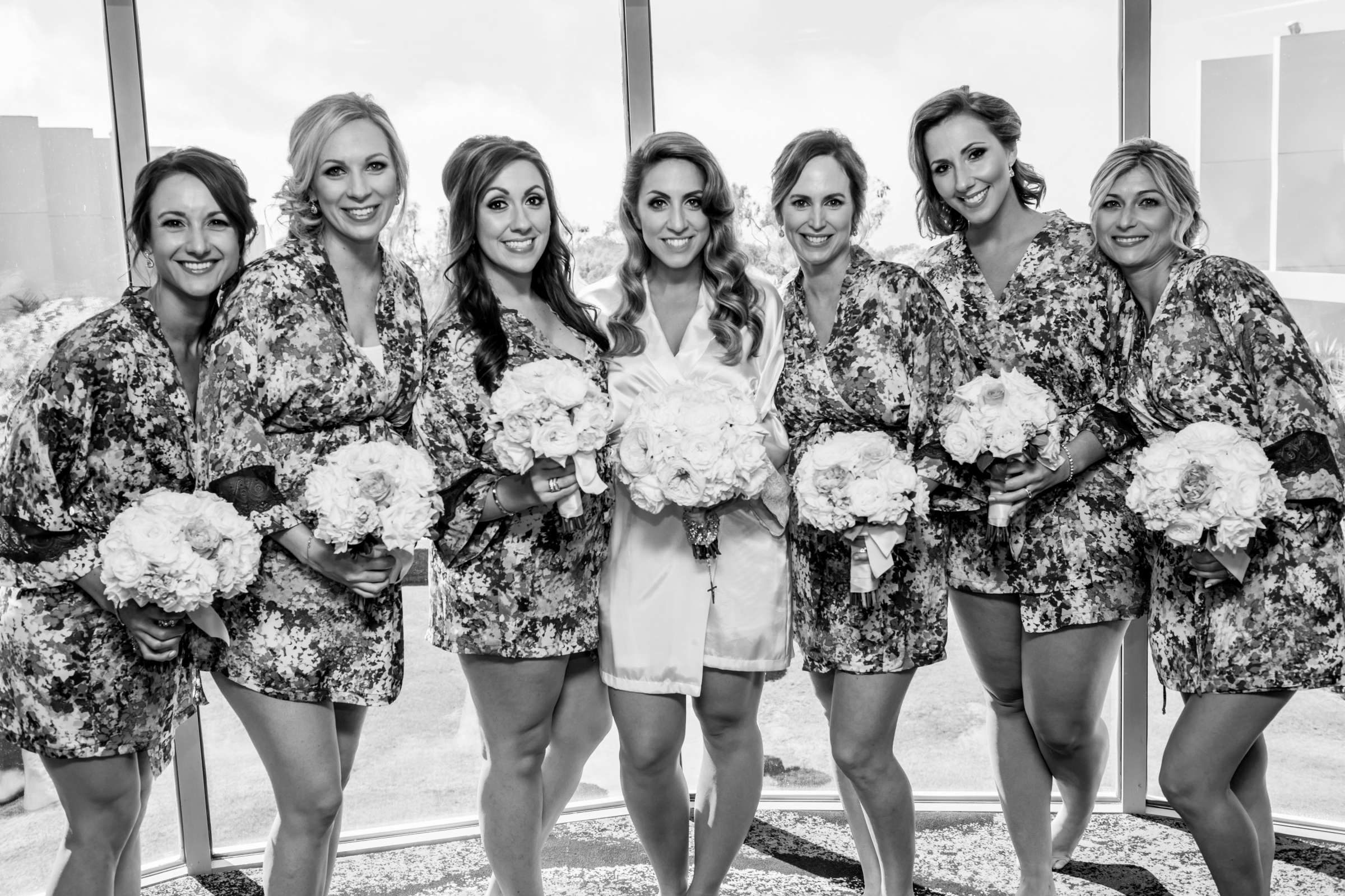 Hilton La Jolla Torrey Pines Wedding coordinated by Trendee Flowers, Gina and John Wedding Photo #19 by True Photography