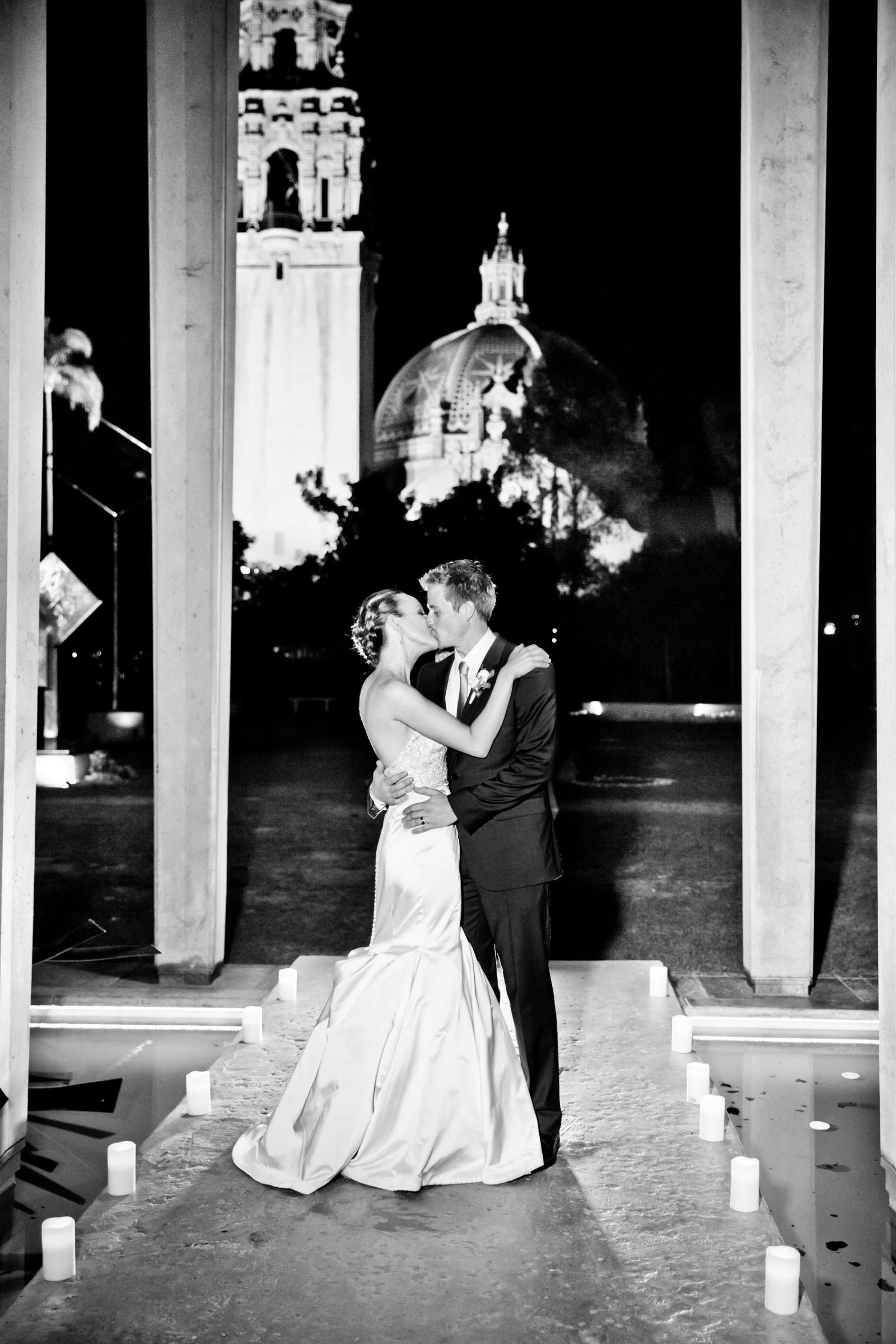 San Diego Museum of Art Wedding coordinated by Lavish Weddings, Nicole and Jon Wedding Photo #342847 by True Photography