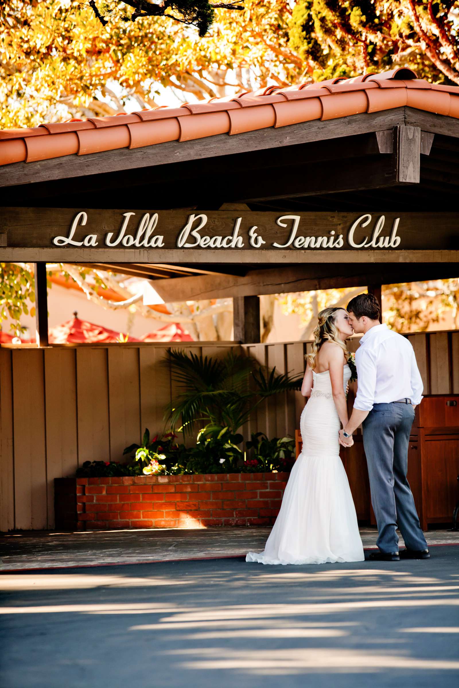 La Jolla Beach and Tennis club Wedding coordinated by Be Coordinated, Meghan and Benjamin Wedding Photo #358874 by True Photography