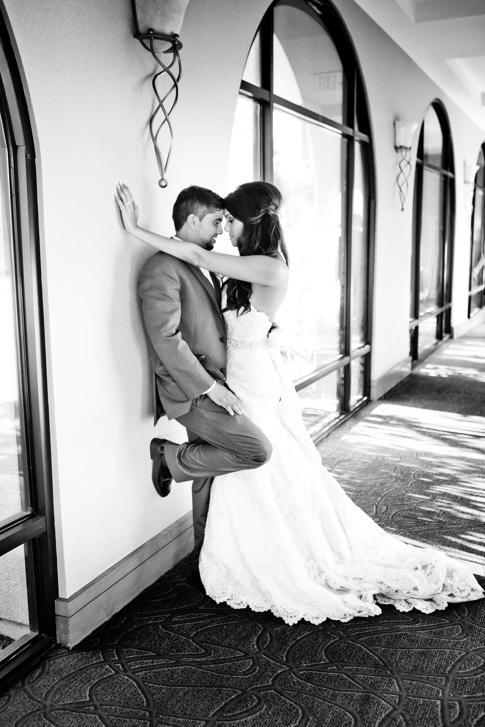 Courtyard by Marriott San Diego Airport/Liberty Station Wedding, Crystal and Estevão Wedding Photo #372039 by True Photography