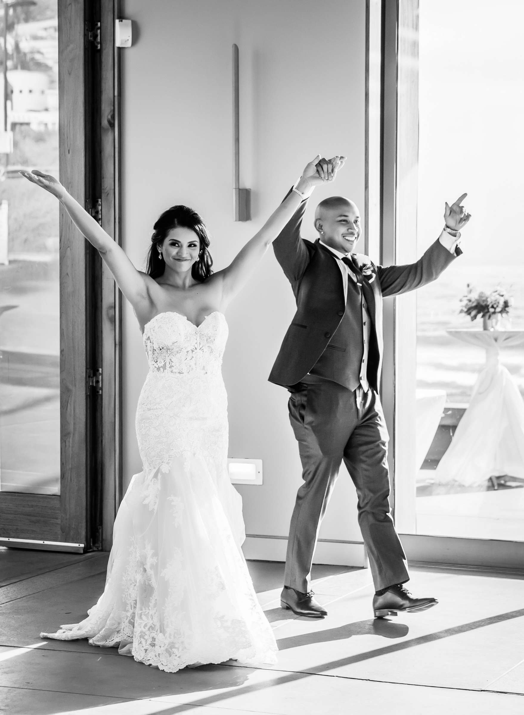Scripps Seaside Forum Wedding coordinated by Lavish Weddings, Cindy and Justin Wedding Photo #381850 by True Photography