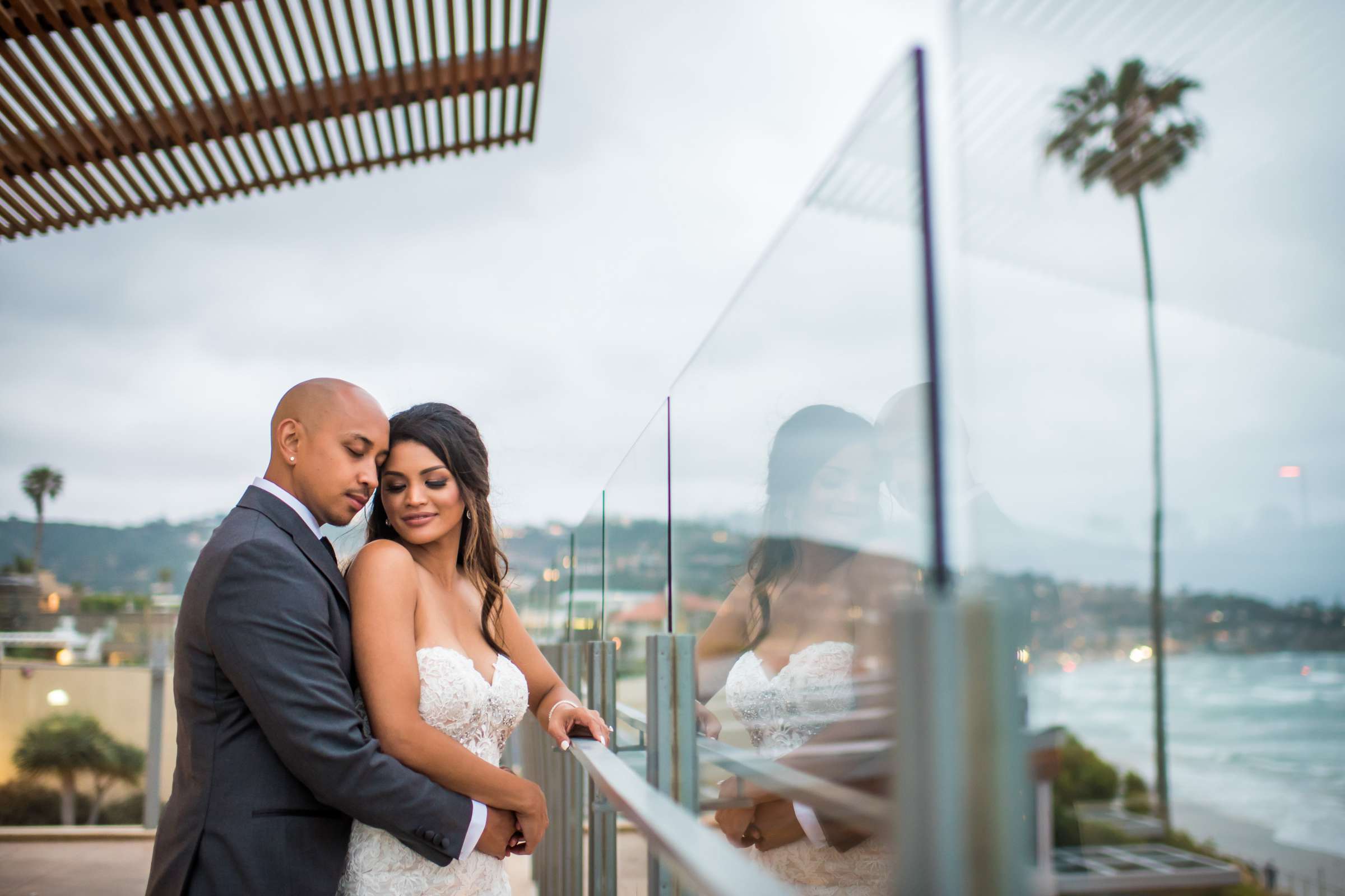 Scripps Seaside Forum Wedding coordinated by Lavish Weddings, Cindy and Justin Wedding Photo #381875 by True Photography
