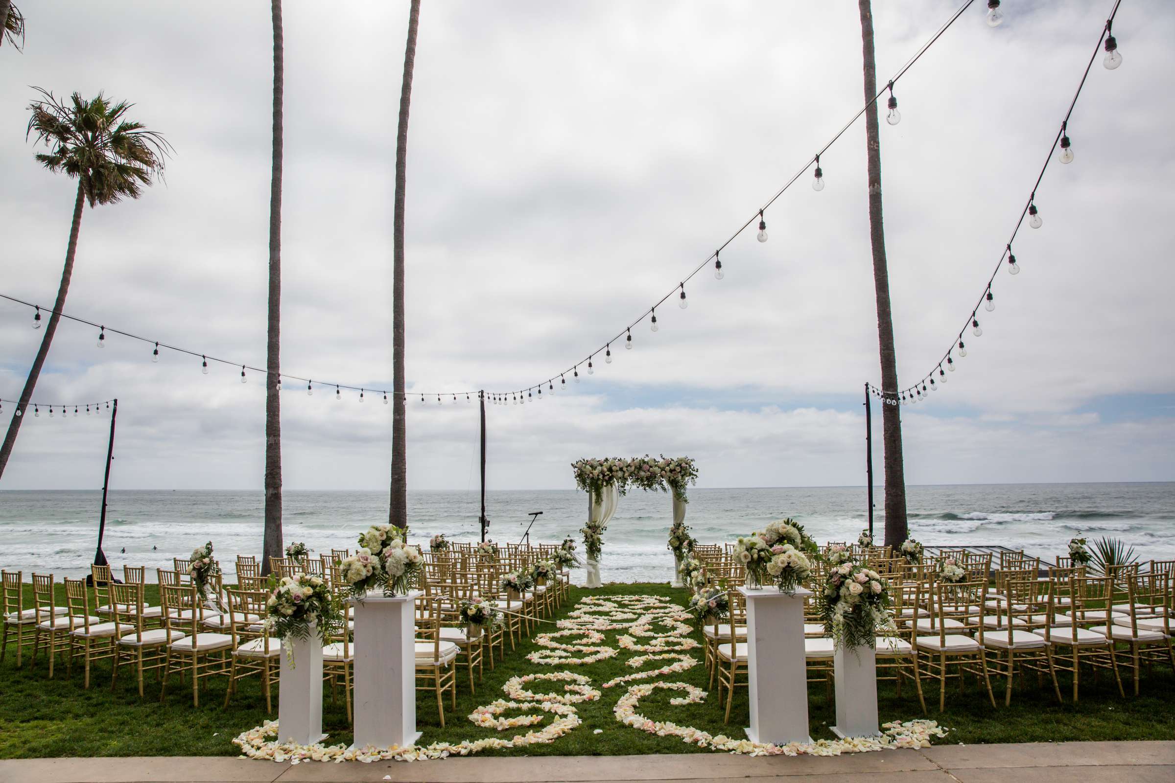Scripps Seaside Forum Wedding coordinated by Lavish Weddings, Cindy and Justin Wedding Photo #381911 by True Photography