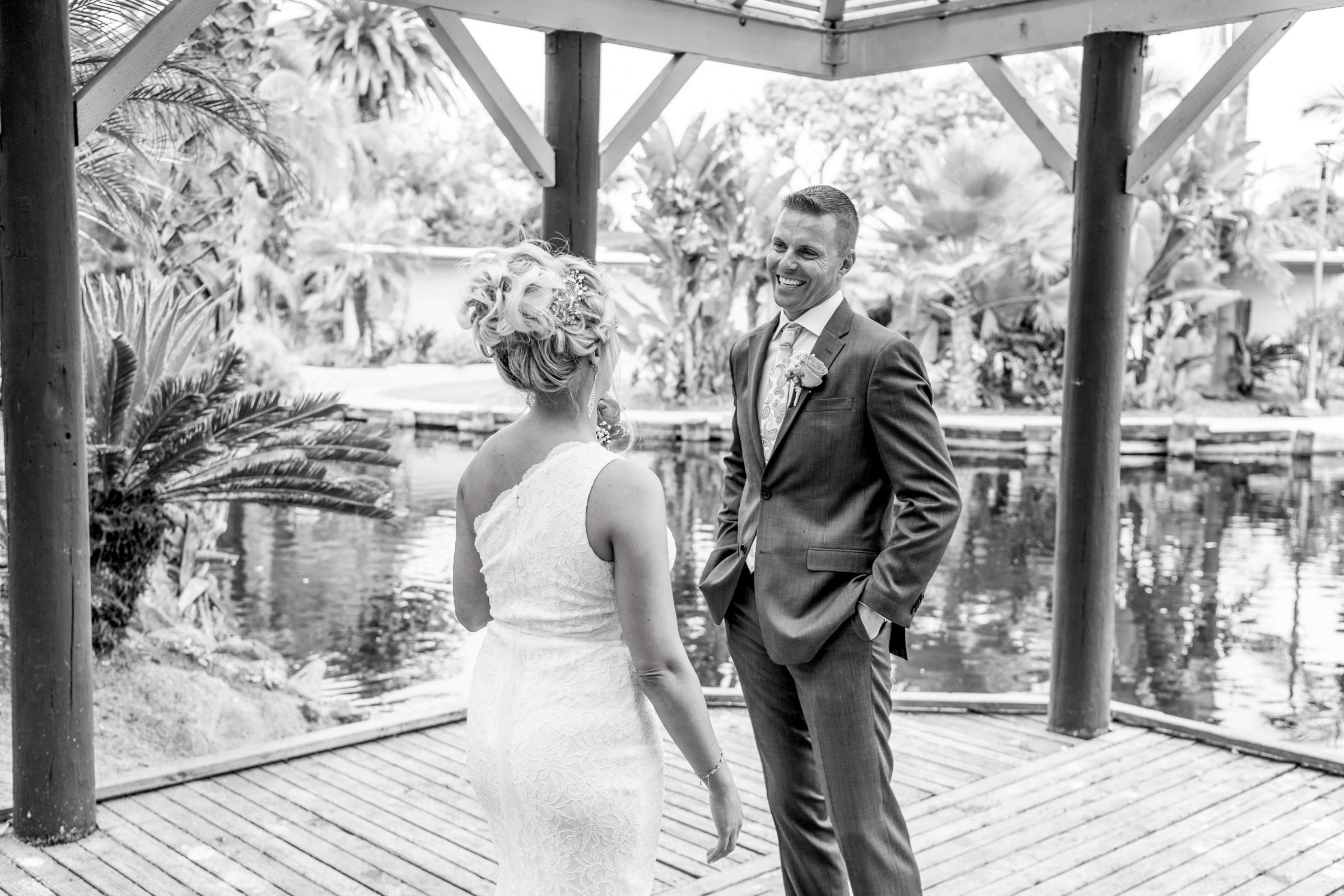 Paradise Point Wedding coordinated by Adele Meehan, Leslie and Alex Wedding Photo #473062 by True Photography