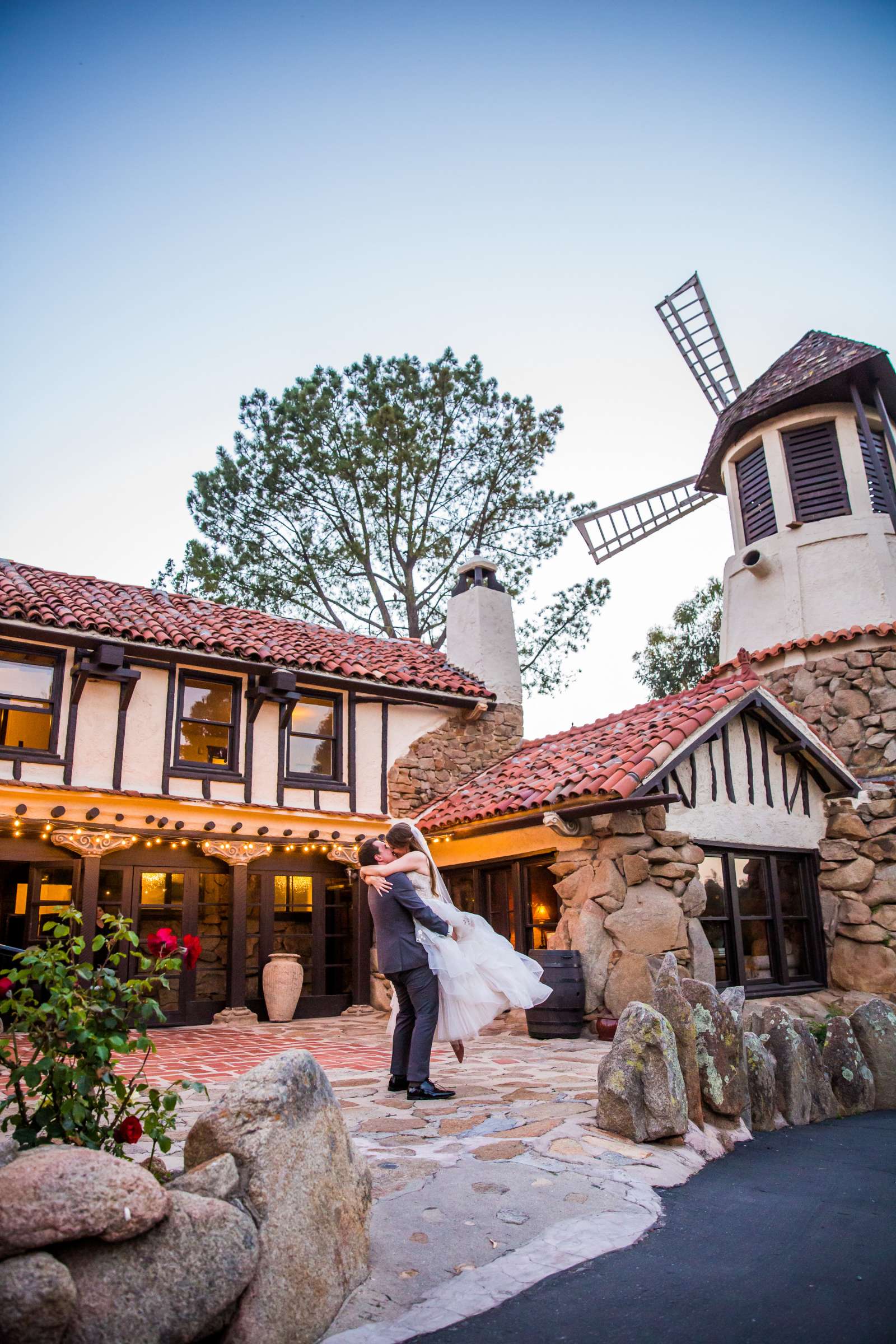 Mt Woodson Castle Wedding coordinated by Personal Touch Dining, Nicole and Noah Wedding Photo #4 by True Photography