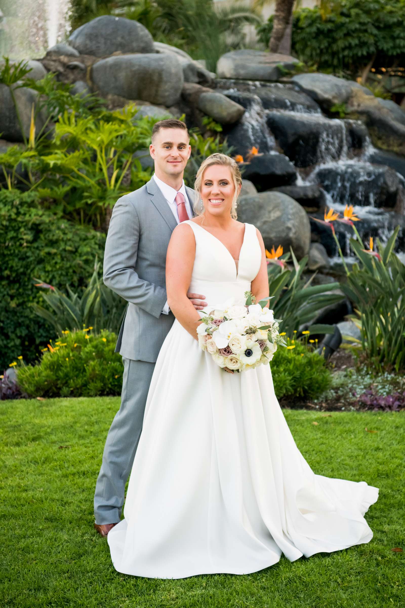 Marriott Marquis San Diego Marina Wedding coordinated by First Comes Love Weddings & Events, Ashlee and John Wedding Photo #2 by True Photography