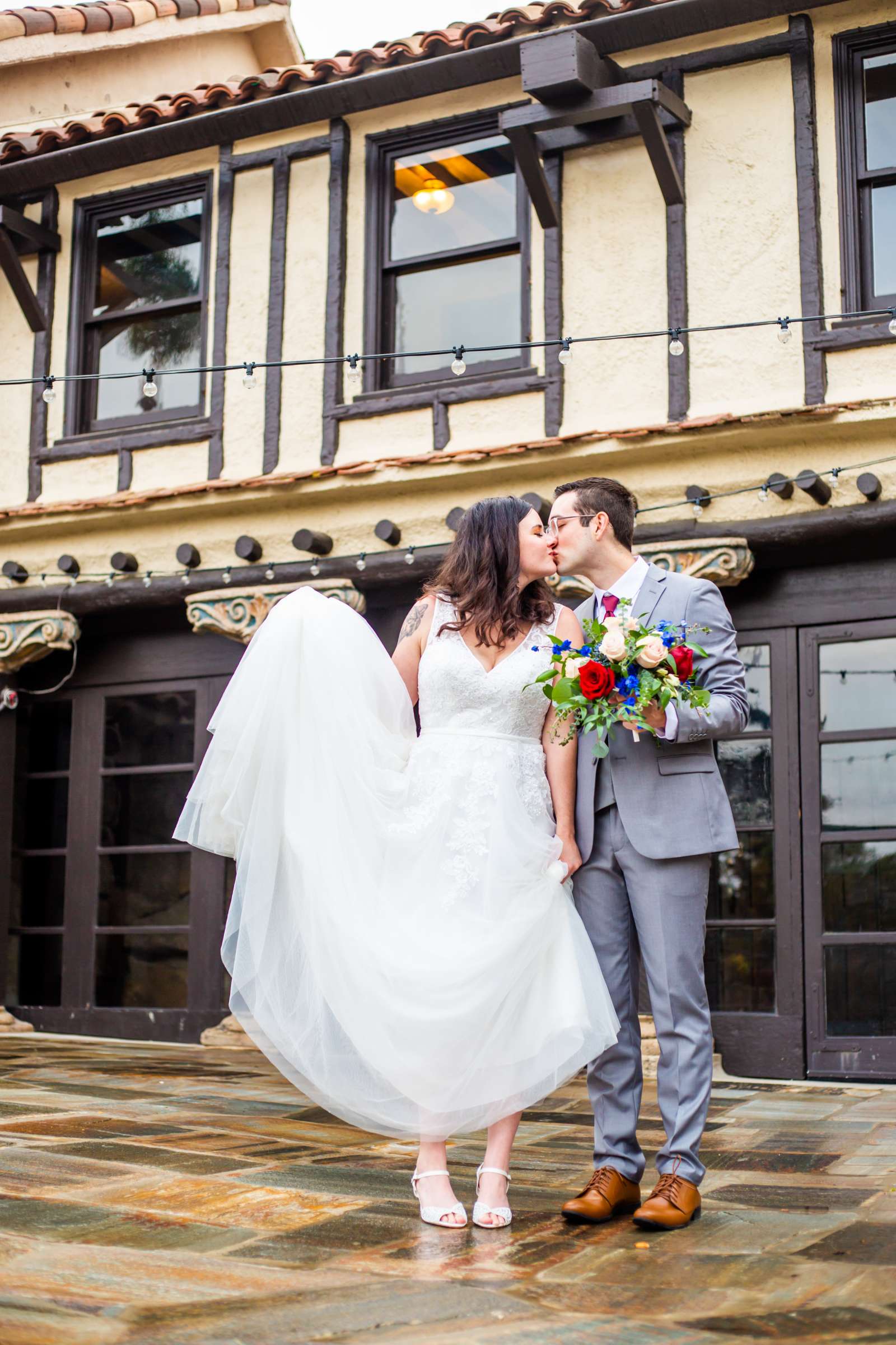 Mt Woodson Castle Wedding, Valerie and Ian Wedding Photo #16 by True Photography