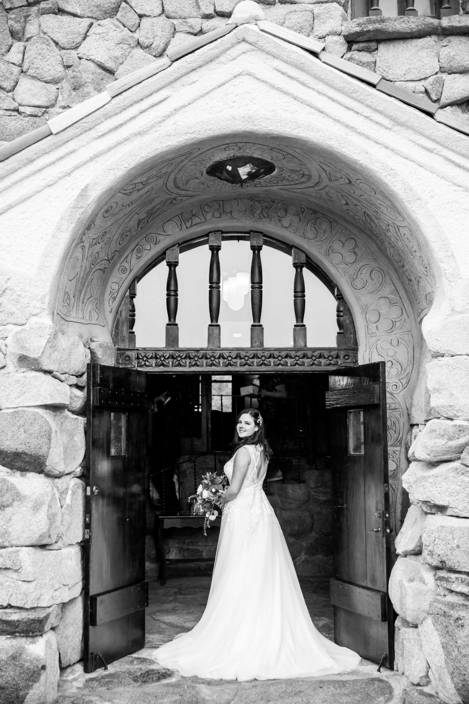 Mt Woodson Castle Wedding, Valerie and Ian Wedding Photo #7 by True Photography